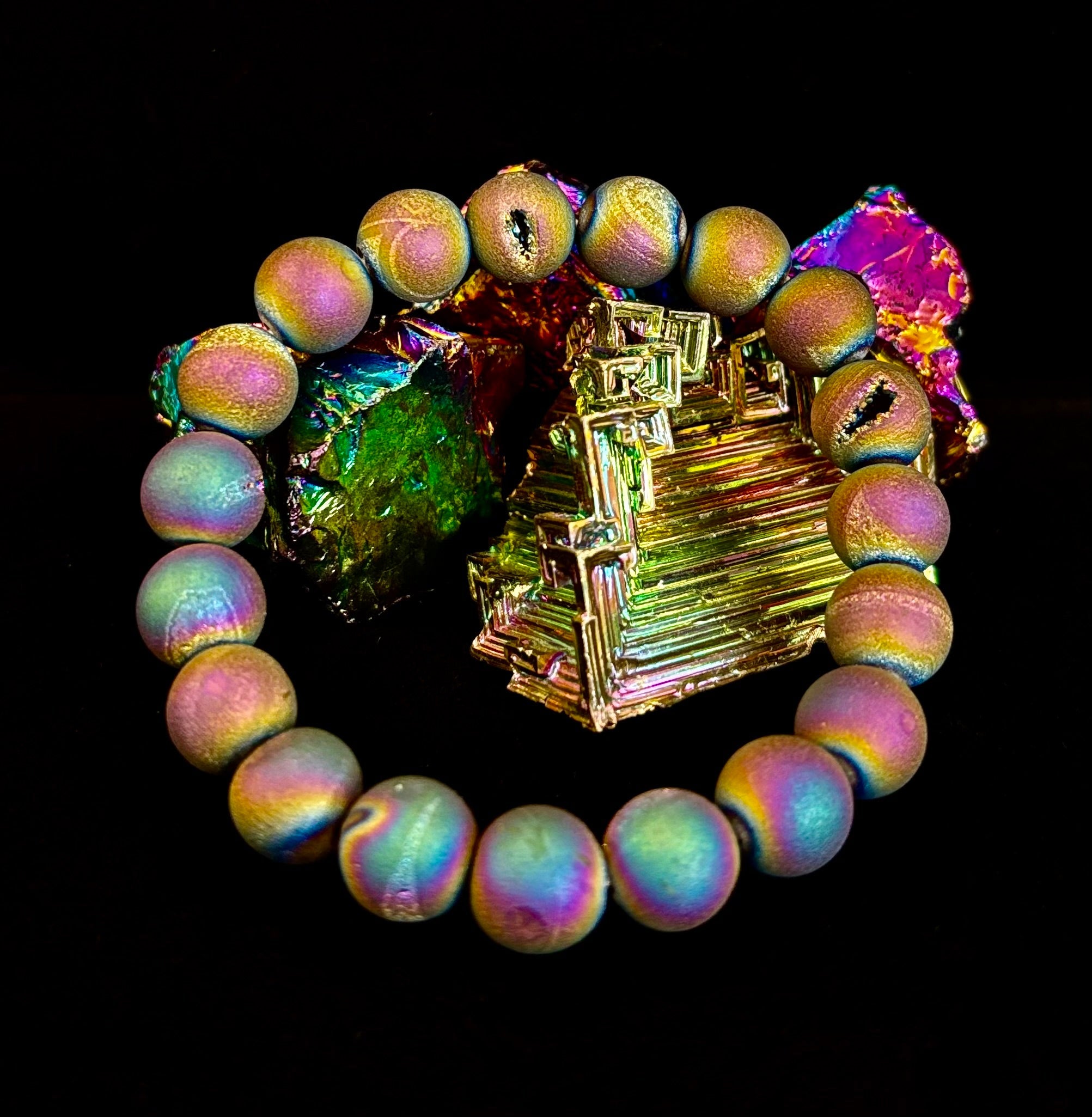 Peacock Rainbow Druzy Agate Bracelet – Titanium Coated 10mm Beads | Stretch Fit | Iridescent Statement Jewelry