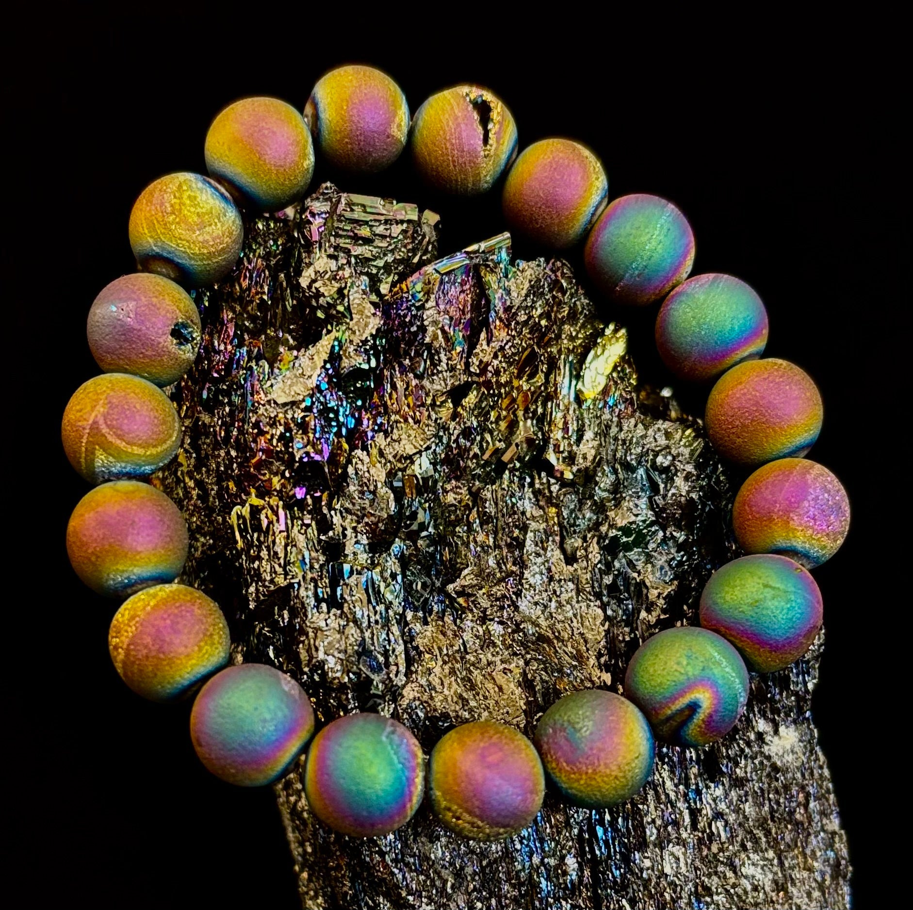 Peacock Rainbow Druzy Agate Bracelet – Titanium Coated 10mm Beads | Stretch Fit | Iridescent Statement Jewelry