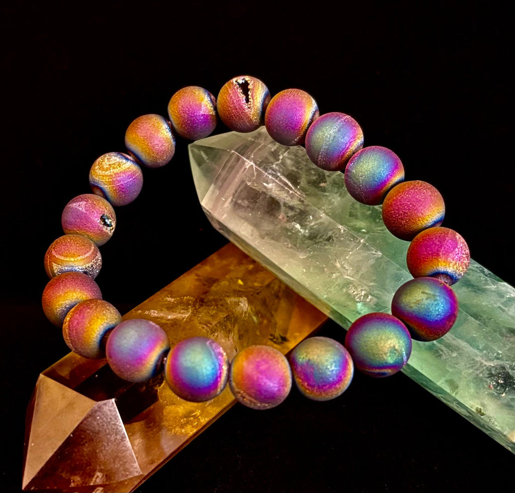 Peacock Rainbow Druzy Agate Bracelet – Titanium Coated 10mm Beads | Stretch Fit | Iridescent Statement Jewelry